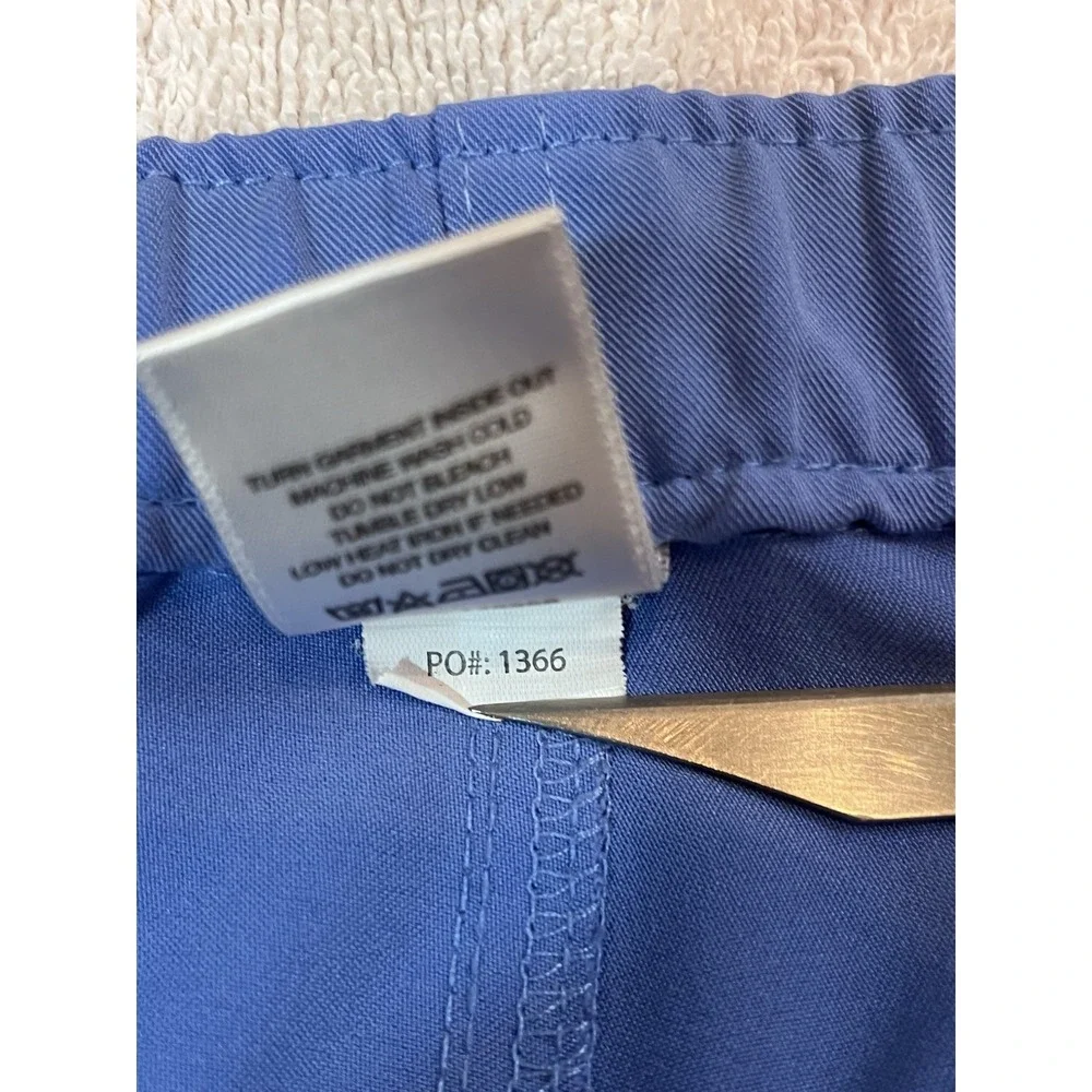 FIGS Mens XL Chisec Three Pocket Scrub Top Cairo Straight Leg Cargo Pant Ceil